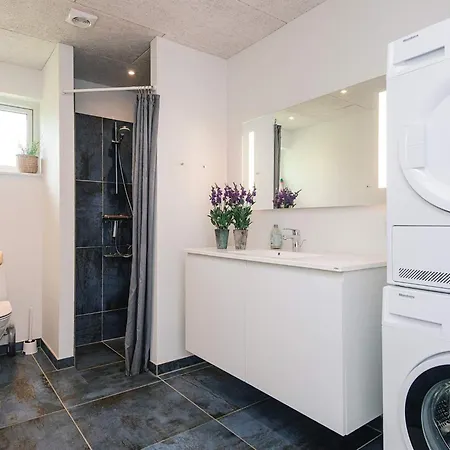 5 Star In * Fårvang