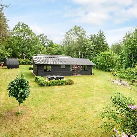 5 Star In Fårvang
